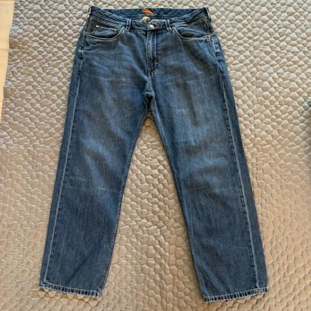 Tommy Bahama Standard Fit Jeans 36/30